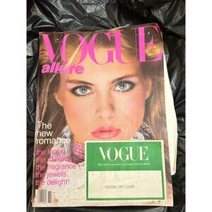 VOGUE Mag NOVEMBER 1980 GIA CARANGI KIM ALEXIS BROOKE SHIELDS -USED